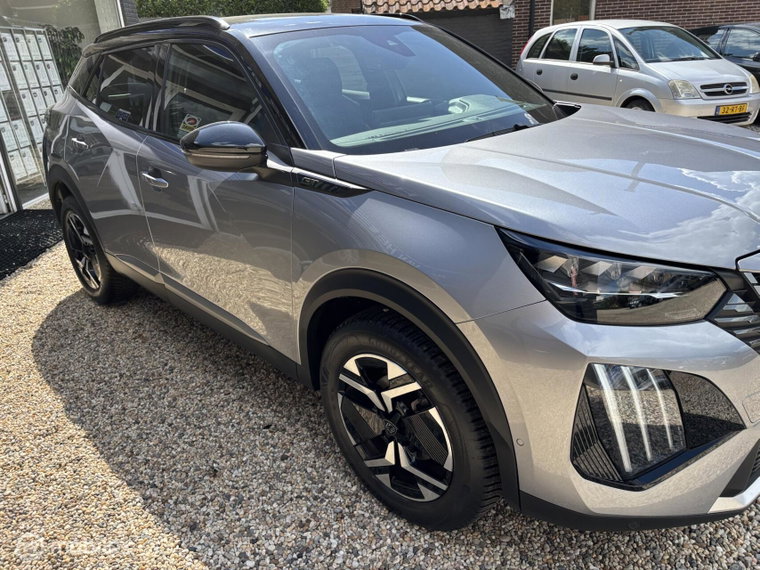 Vehicle Image 41
