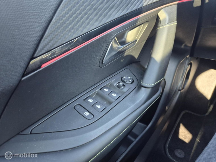 Vehicle Image 37