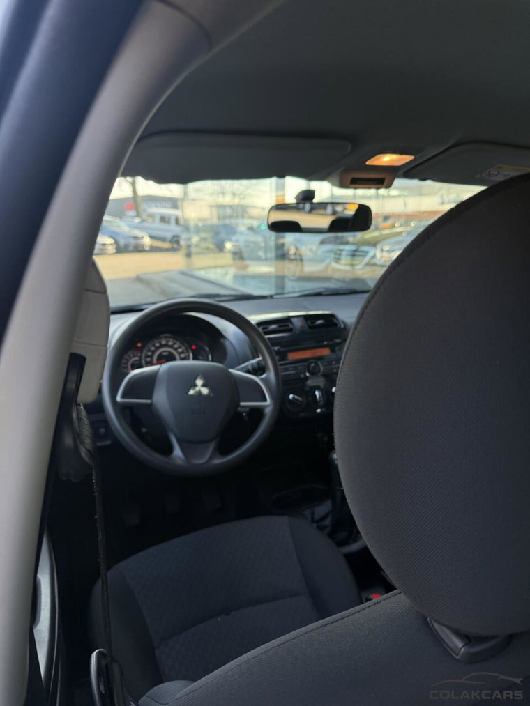 Vehicle Image 21