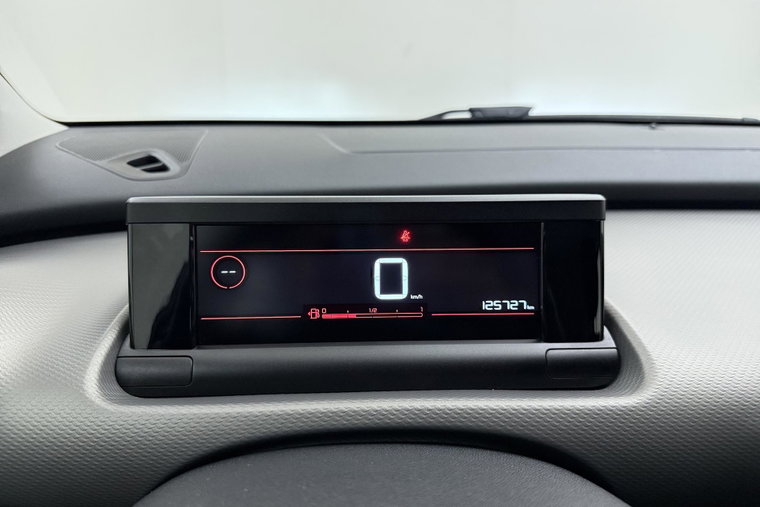 Vehicle Image 19