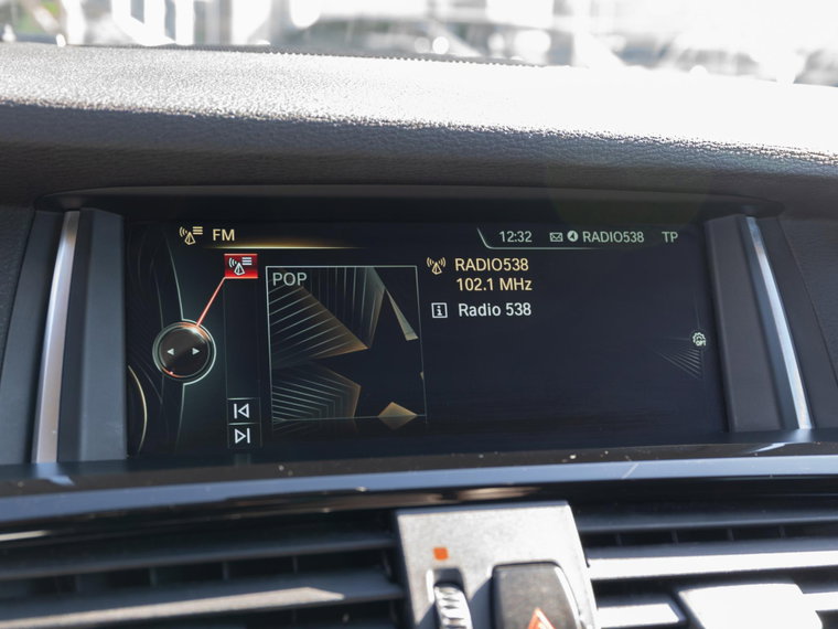Vehicle Image 37