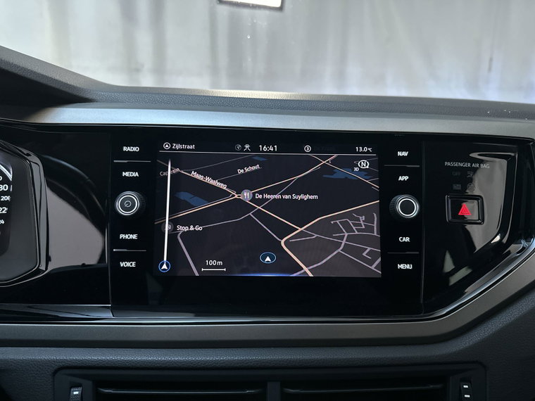 Vehicle Image 13