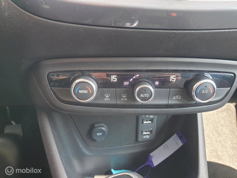 Vehicle Image 28