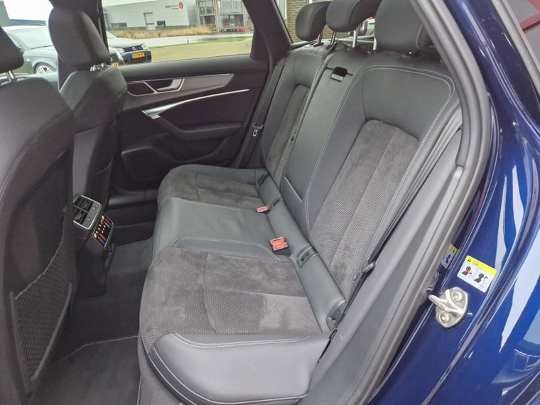 Vehicle Image 51
