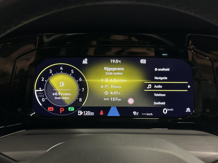 Vehicle Image 33