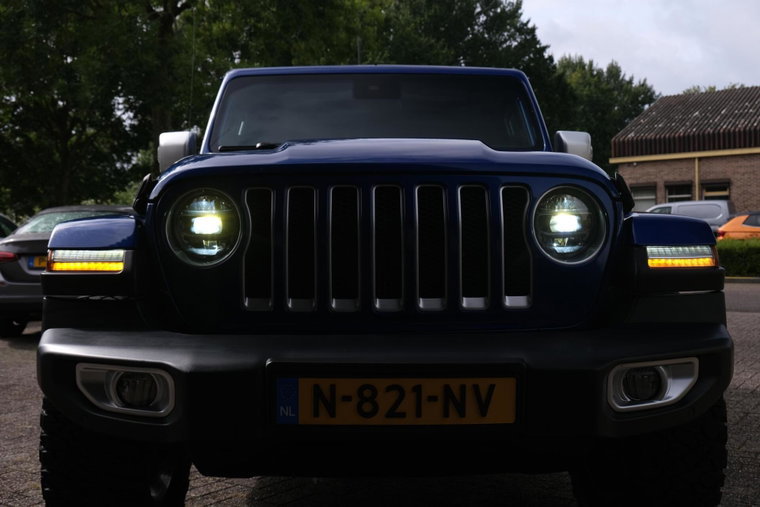 Vehicle Image 14