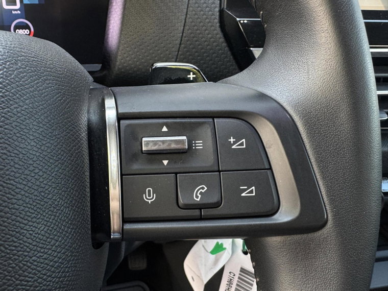 Vehicle Image 26