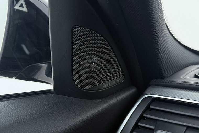 Vehicle Image 37