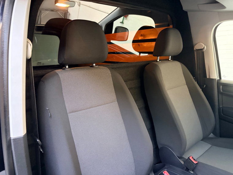 Vehicle Image 38