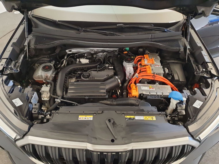 Vehicle Image 31