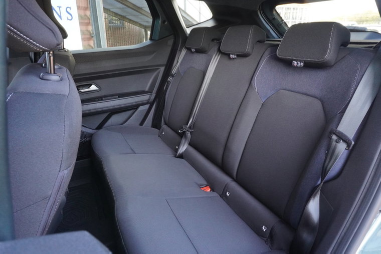 Vehicle Image 31