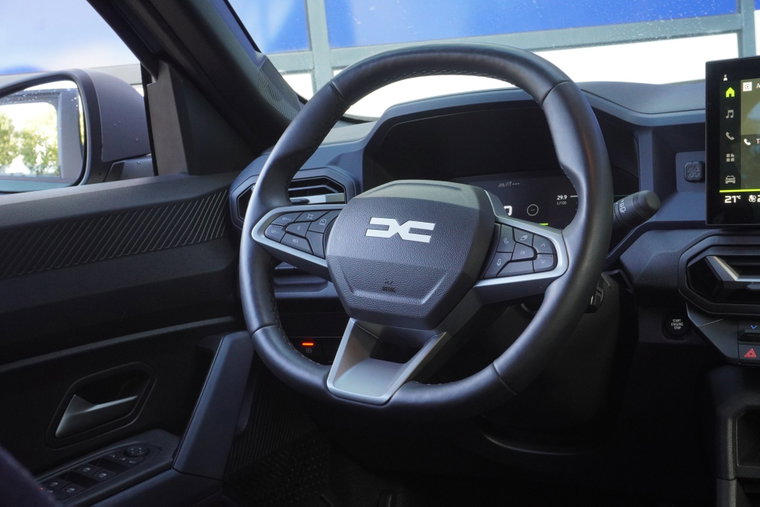 Vehicle Image 33