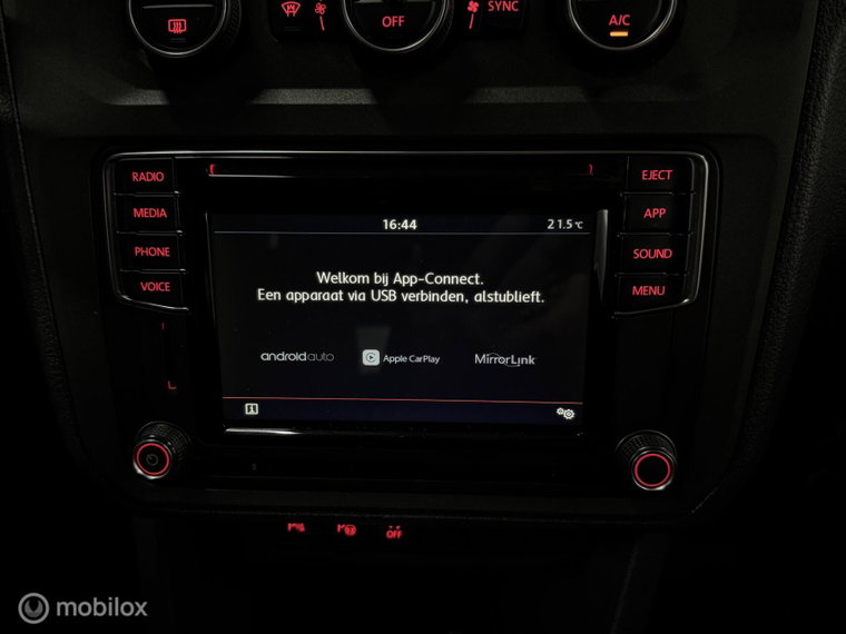 Vehicle Image 37
