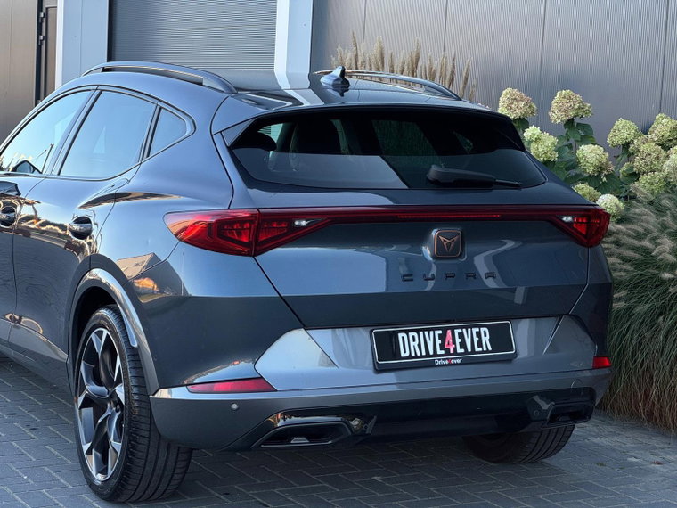 Vehicle Image 33