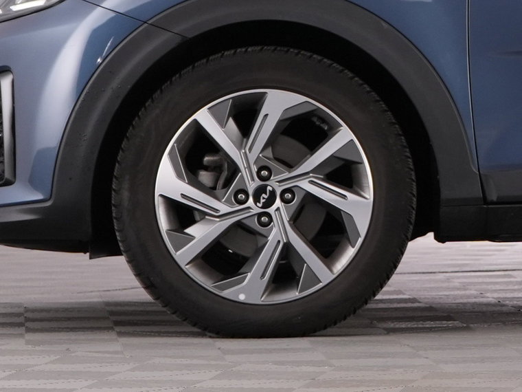 Vehicle Image 37