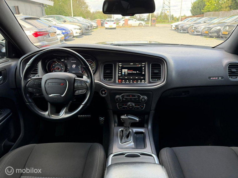 Vehicle Image 45