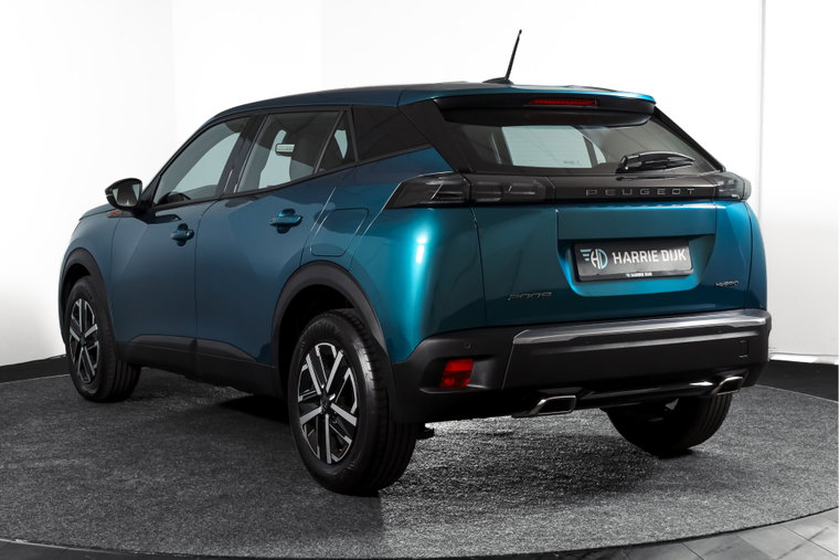 Vehicle Image 21