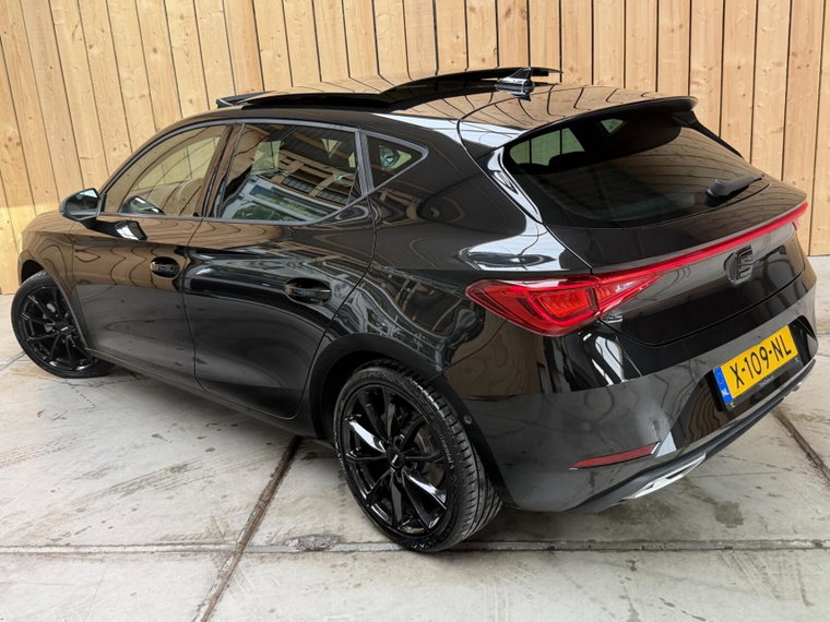 Vehicle Image 37