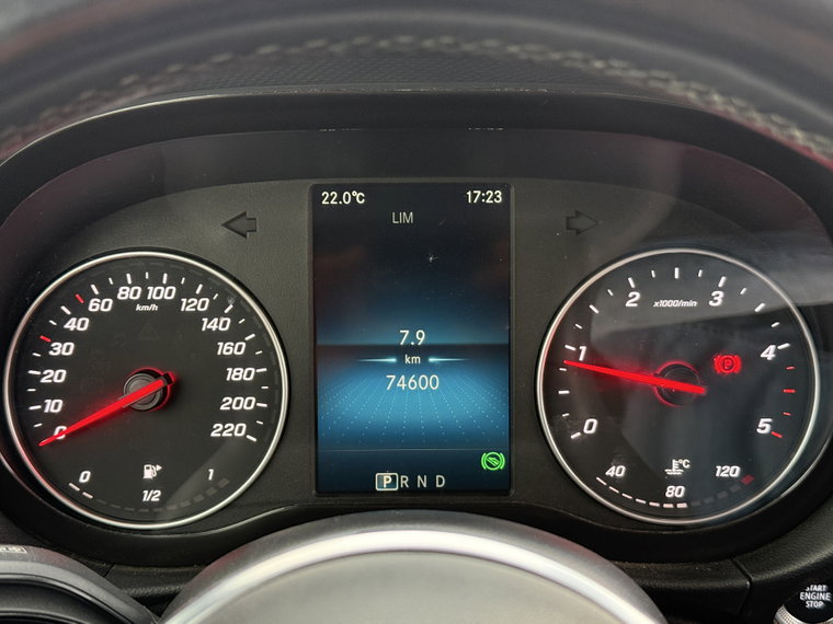 Vehicle Image 28