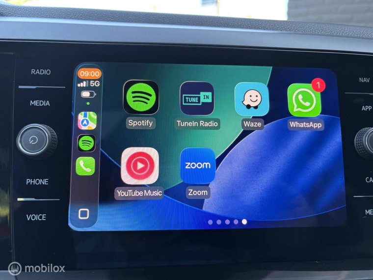 Vehicle Image 36