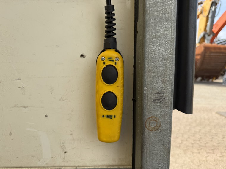 Vehicle Image 17