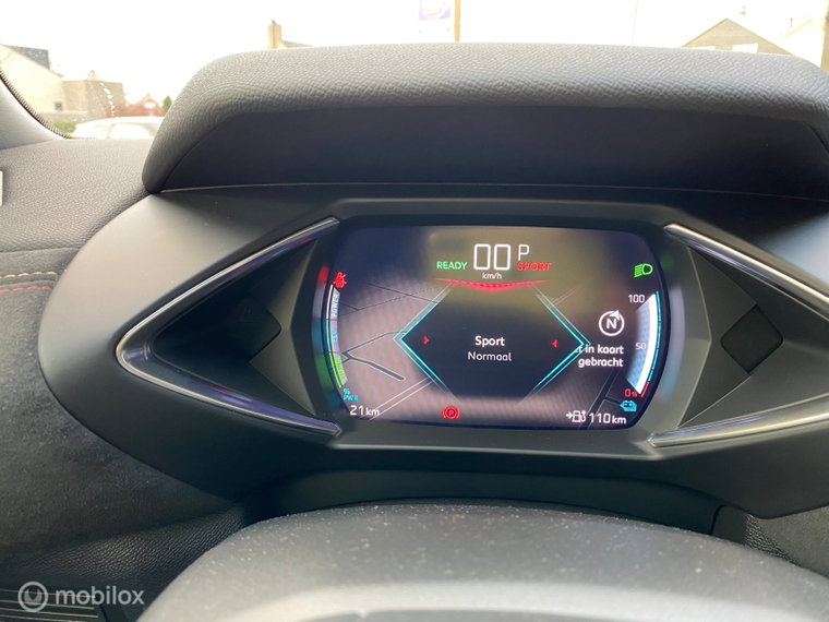 Vehicle Image 38