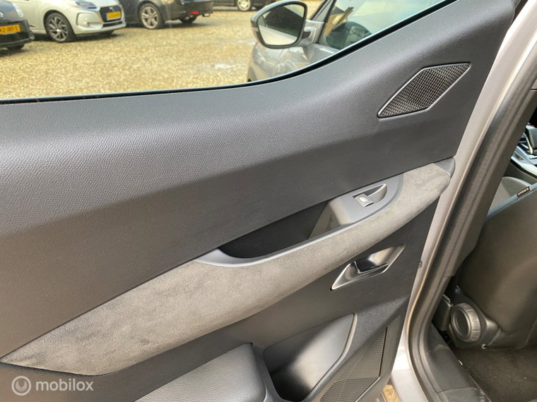 Vehicle Image 50