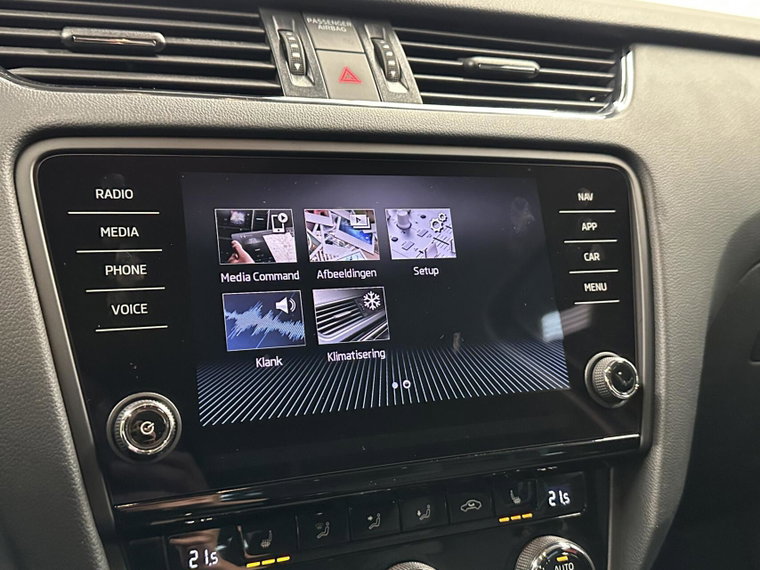 Vehicle Image 39