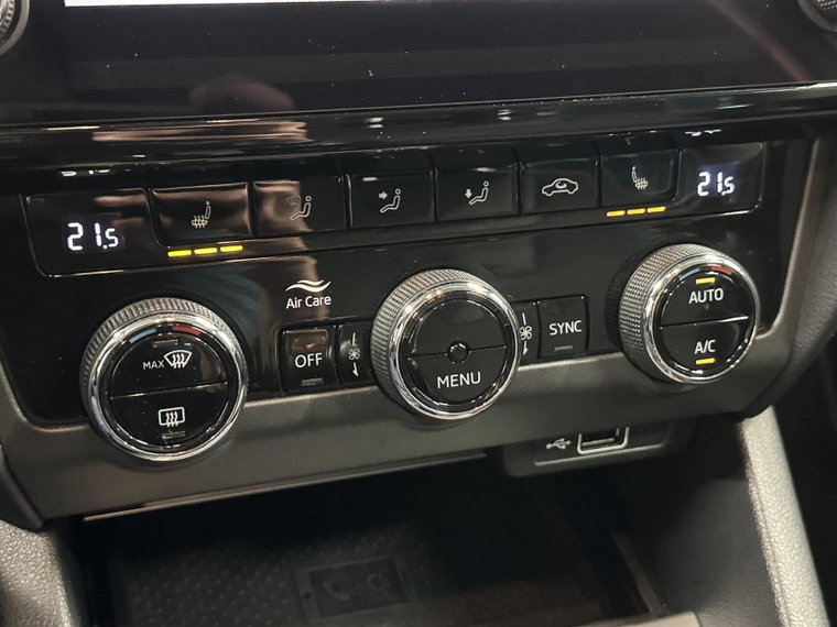 Vehicle Image 40