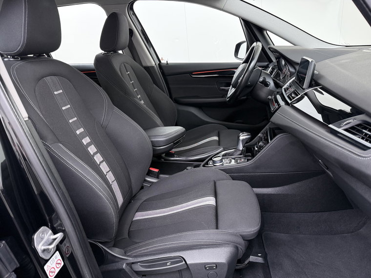 Vehicle Image 40