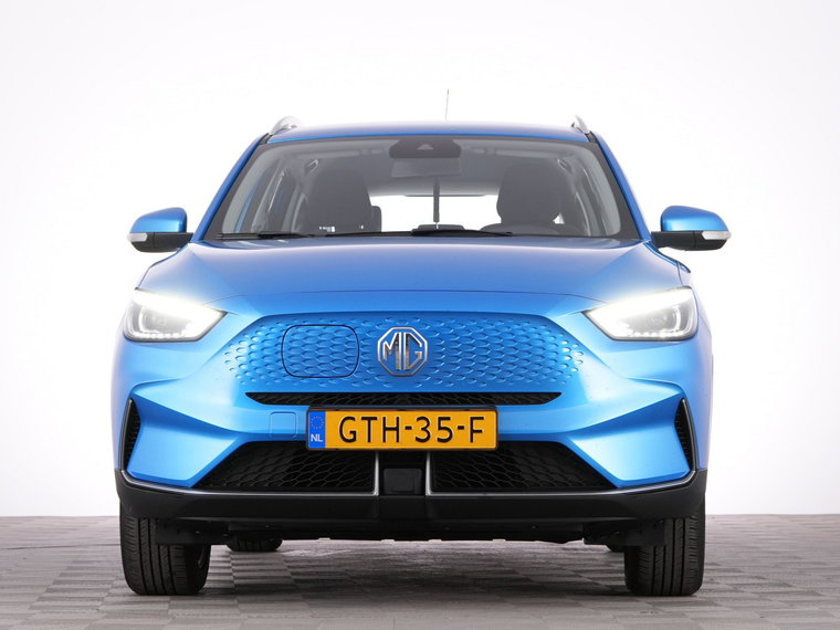 Vehicle Image 32