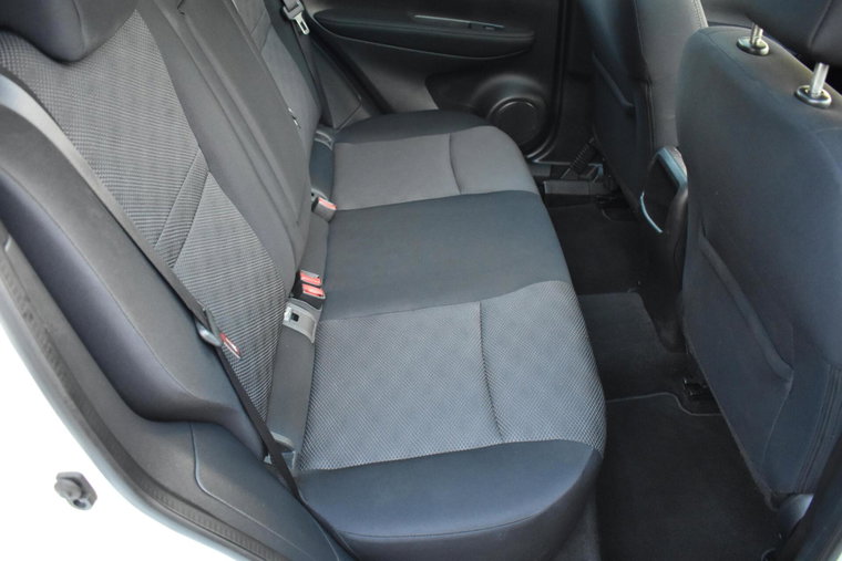 Vehicle Image 35