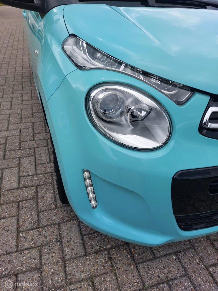 Vehicle Image 29