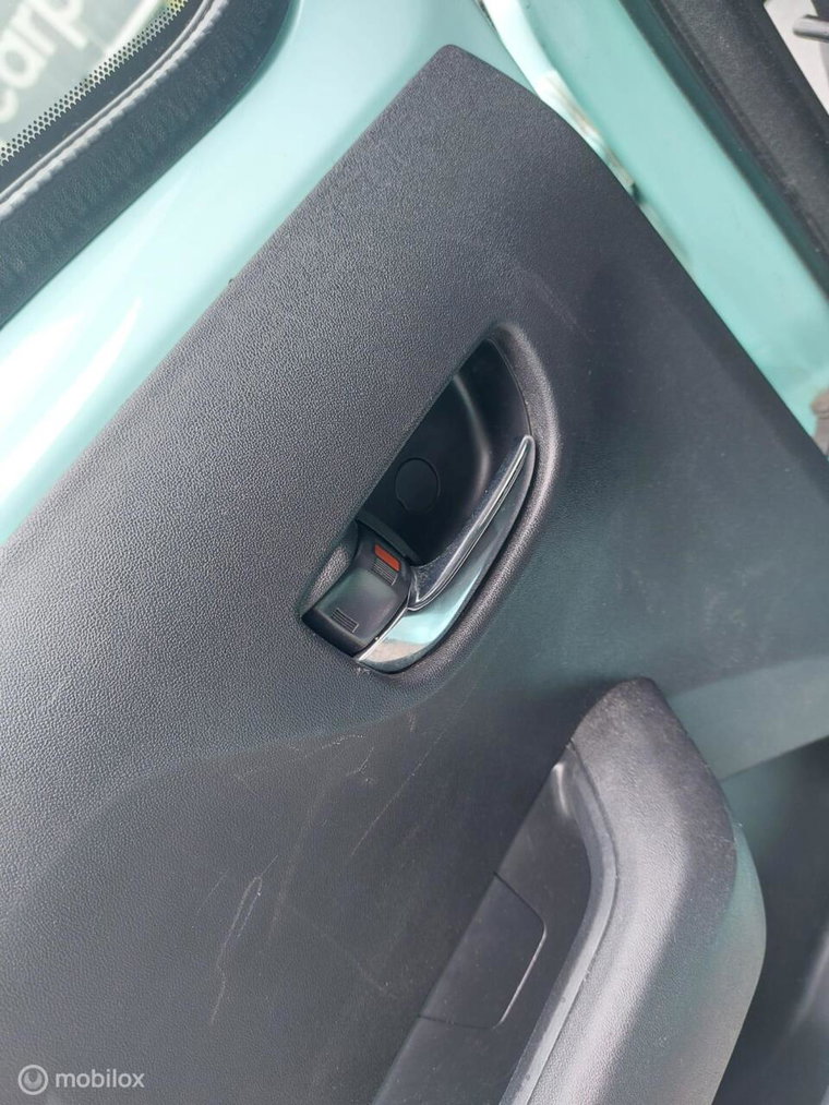 Vehicle Image 31