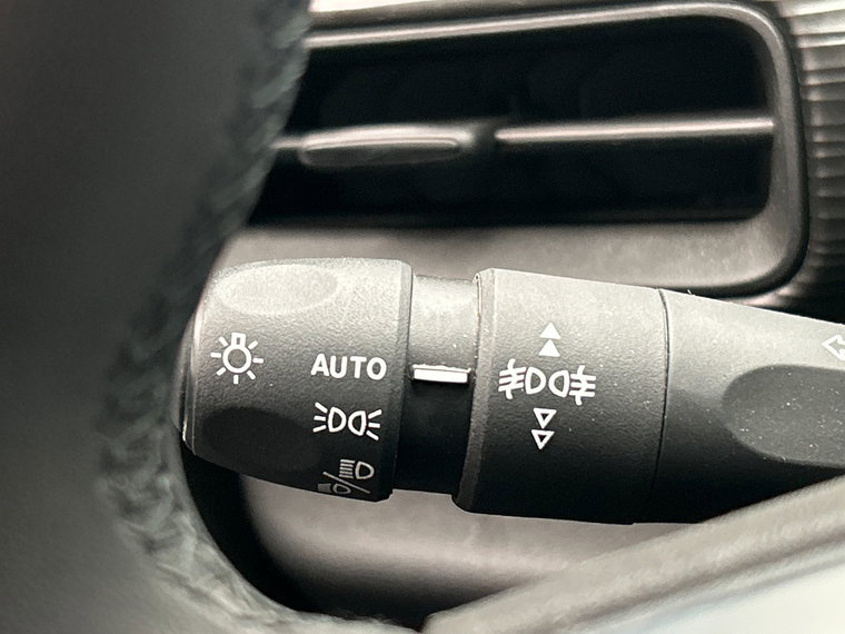 Vehicle Image 33
