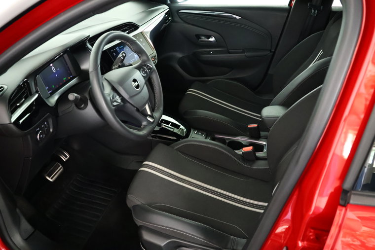 Vehicle Image 11