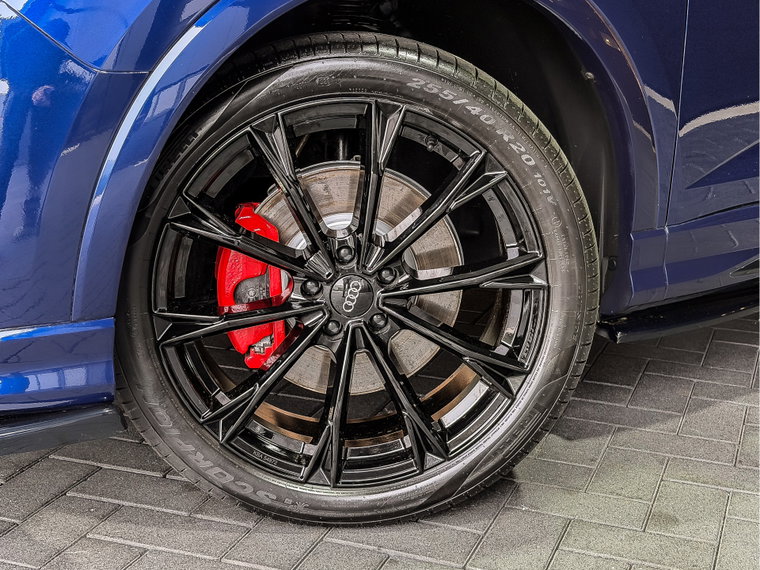 Vehicle Image 35