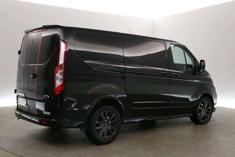 Vehicle Image 28