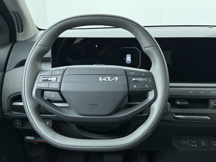 Vehicle Image 38