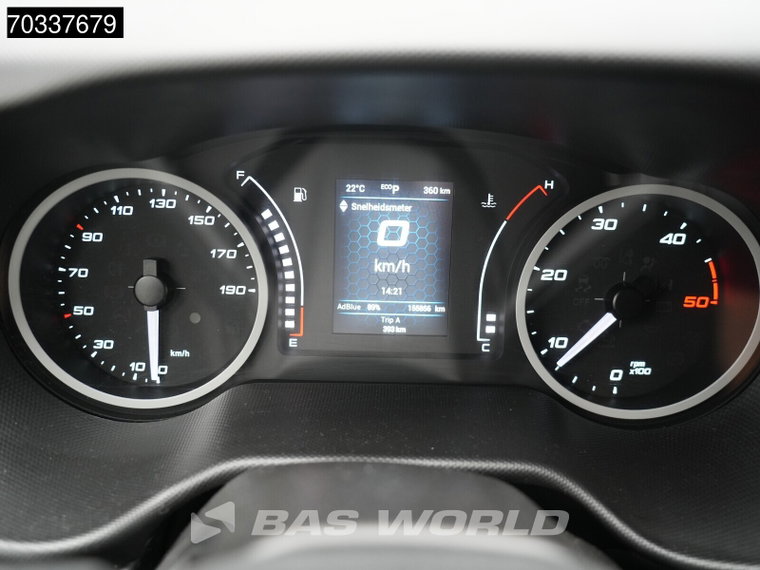 Vehicle Image 31