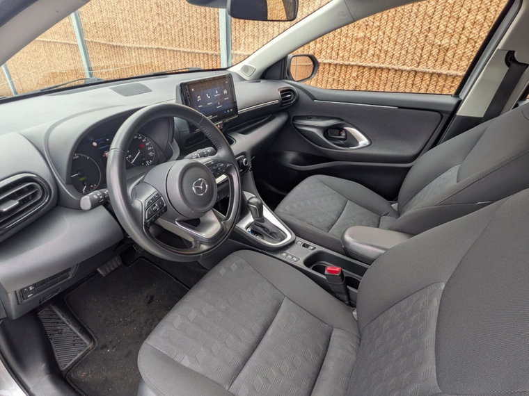 Vehicle Image 15