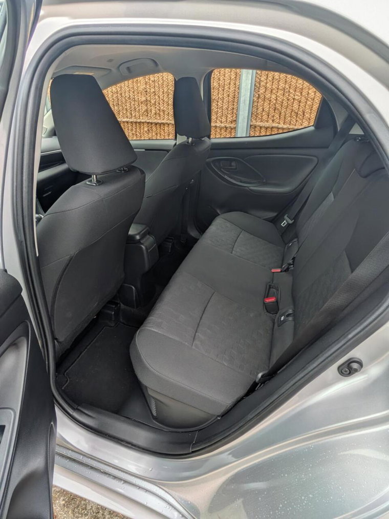 Vehicle Image 16