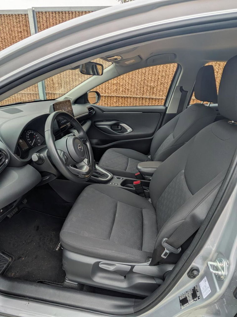 Vehicle Image 4
