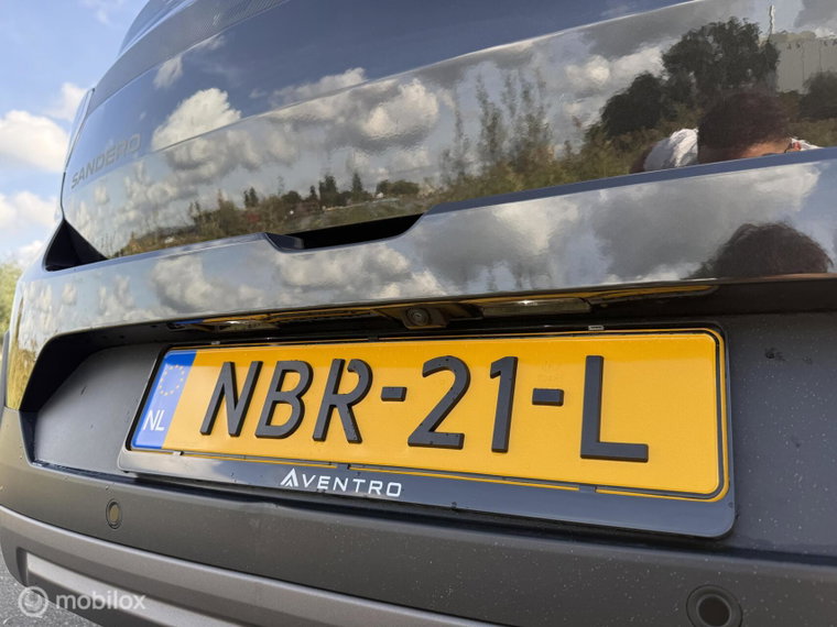 Vehicle Image 20