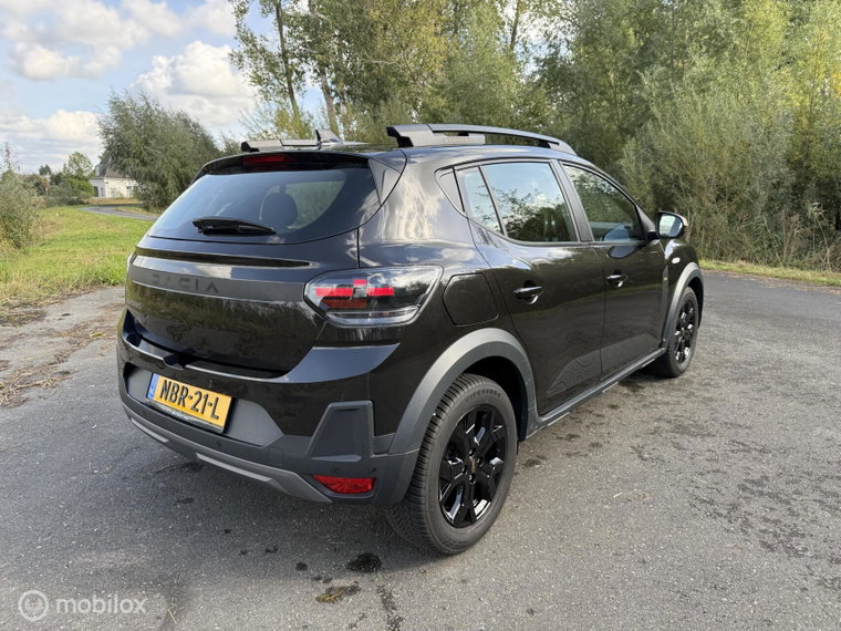 Vehicle Image 34