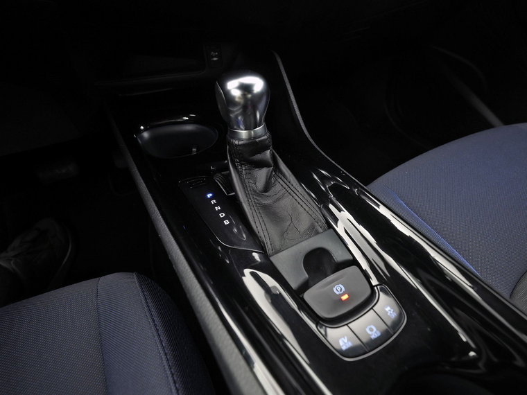 Vehicle Image 12
