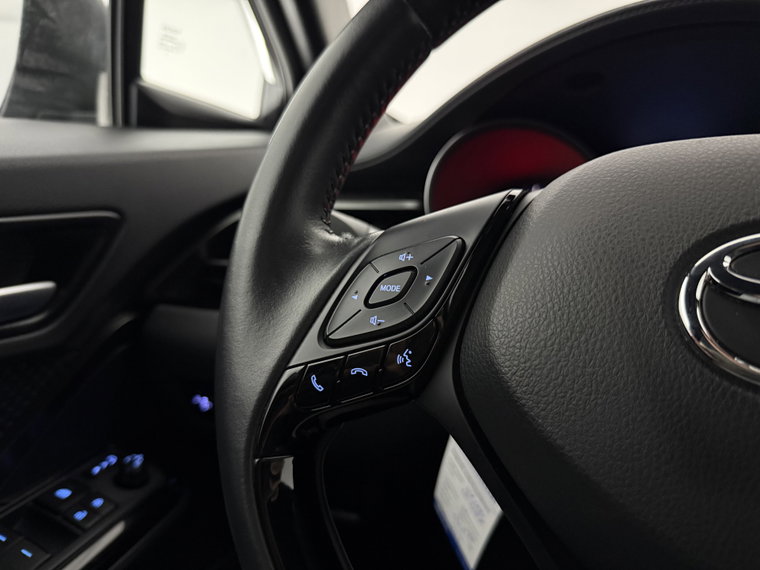 Vehicle Image 20