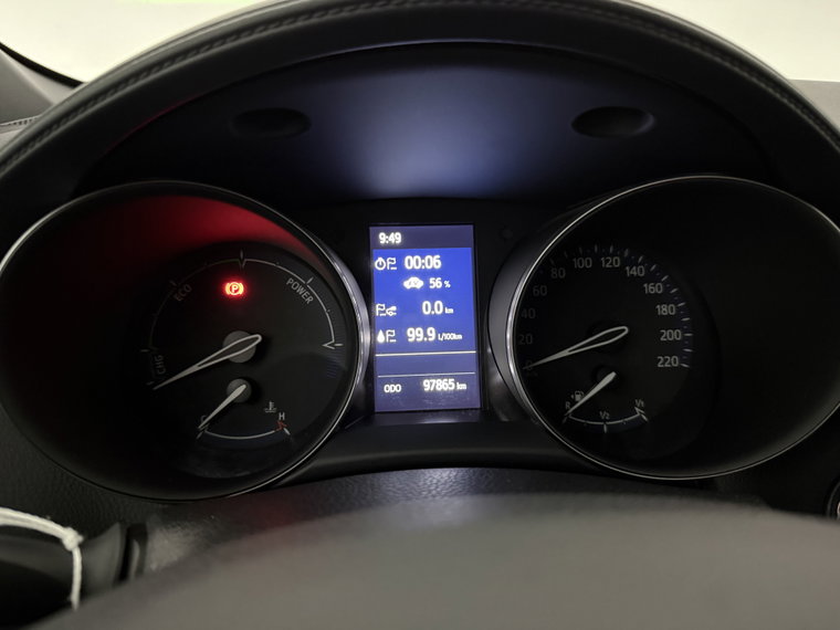 Vehicle Image 25