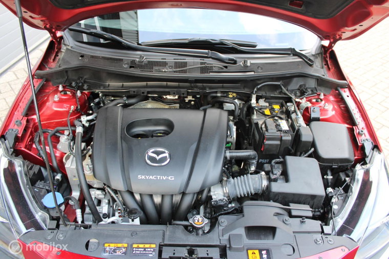 Vehicle Image 12