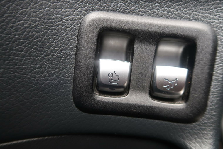Vehicle Image 38